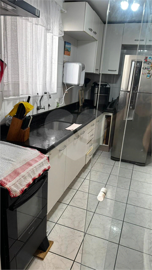 Foto REO1102150