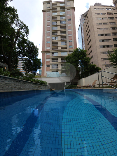 Foto REO1102165