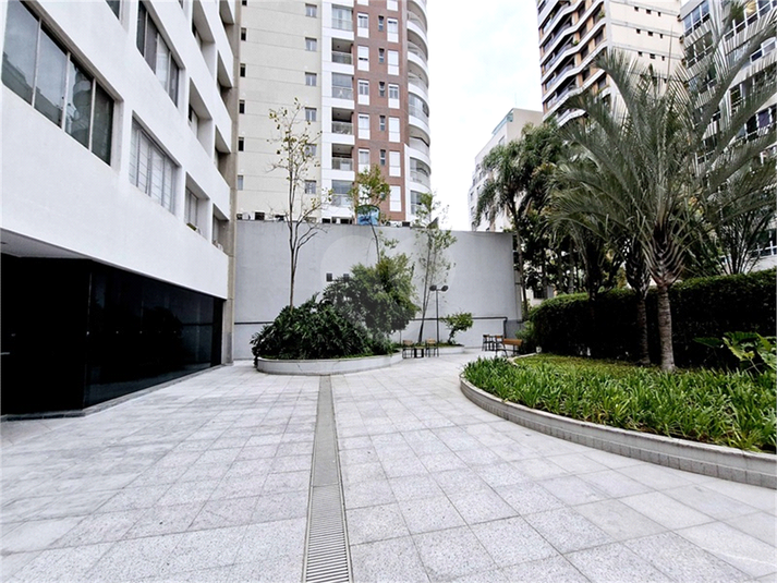 Foto REO1102175