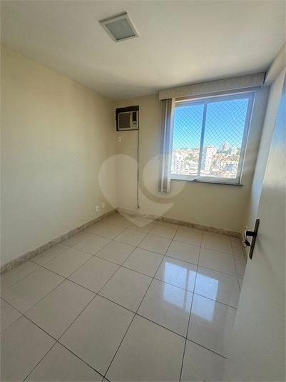 Foto REO1102185