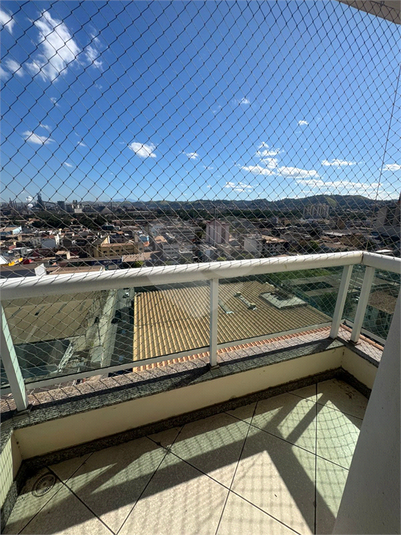 Foto REO1102185