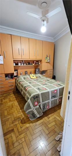 Foto REO1102230