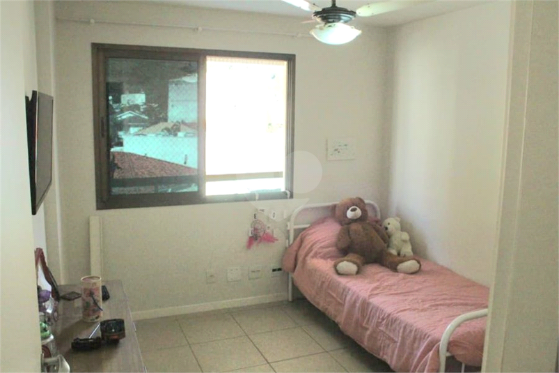 Foto REO1102242