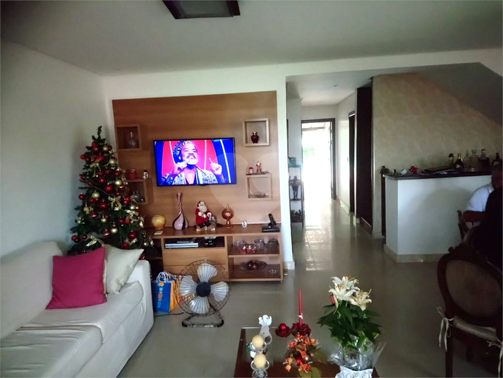 Foto REO1102243