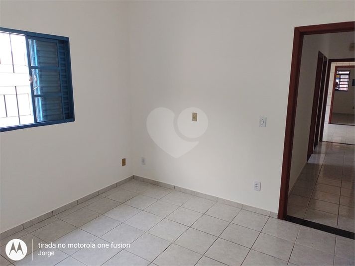 Foto REO1102244