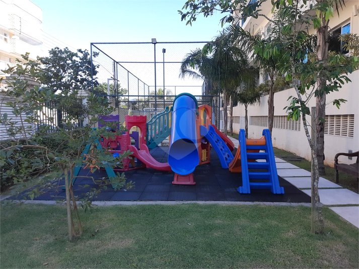Foto REO1102261