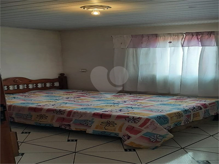 Foto REO1102275