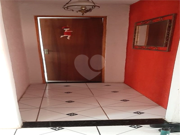 Foto REO1102275