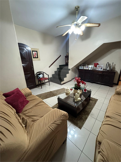 Foto REO1102284