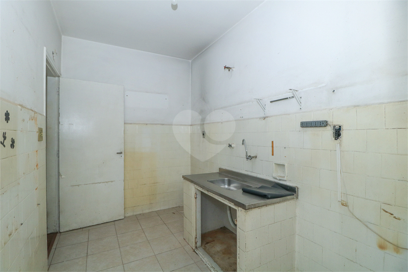 Foto REO1102302