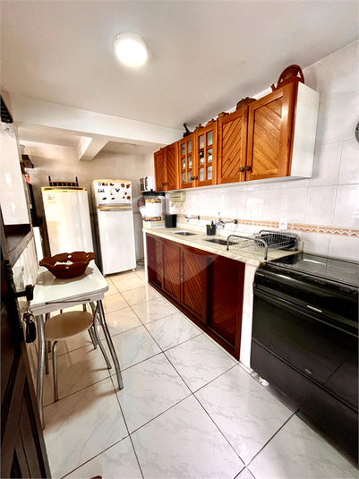 Foto REO1102309
