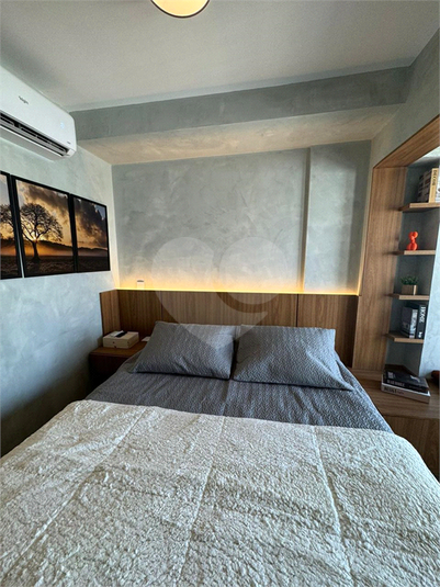 Foto REO1102333