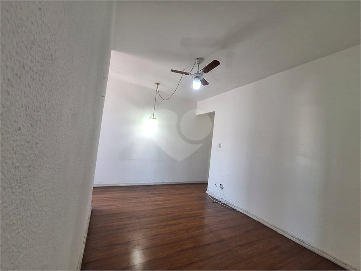 Foto REO1102353