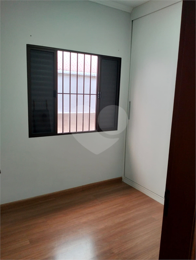 Foto REO1102355