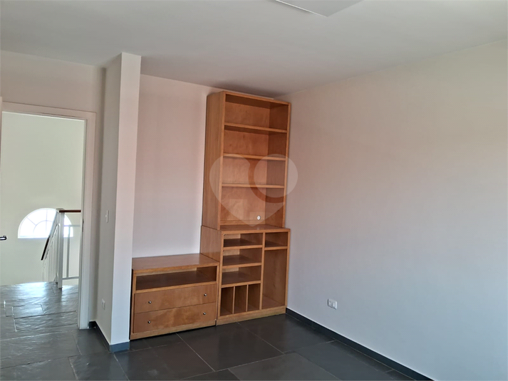 Foto REO1102358