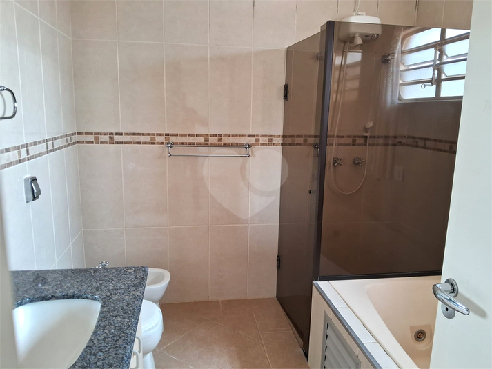Foto REO1102358