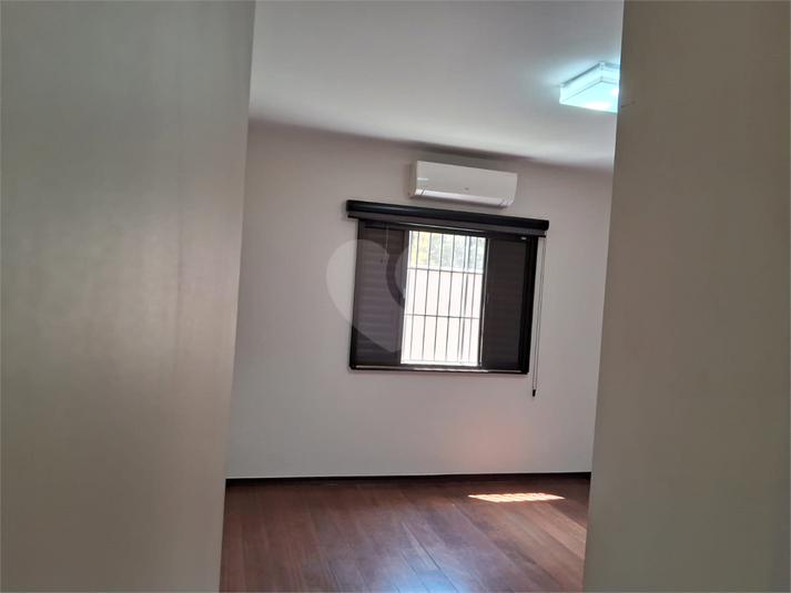 Foto REO1102358