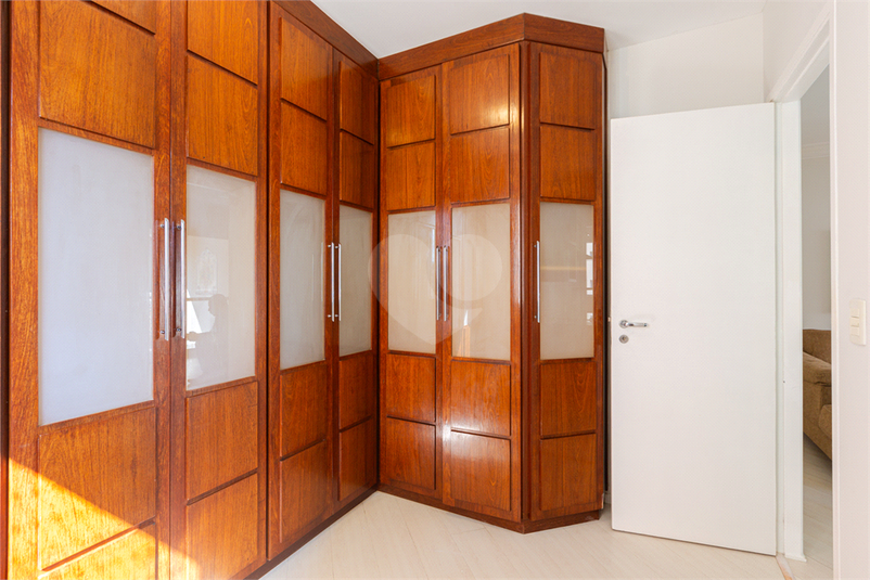 Foto REO1102368