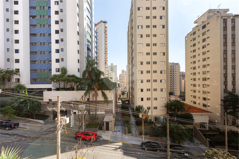 Foto REO1102368