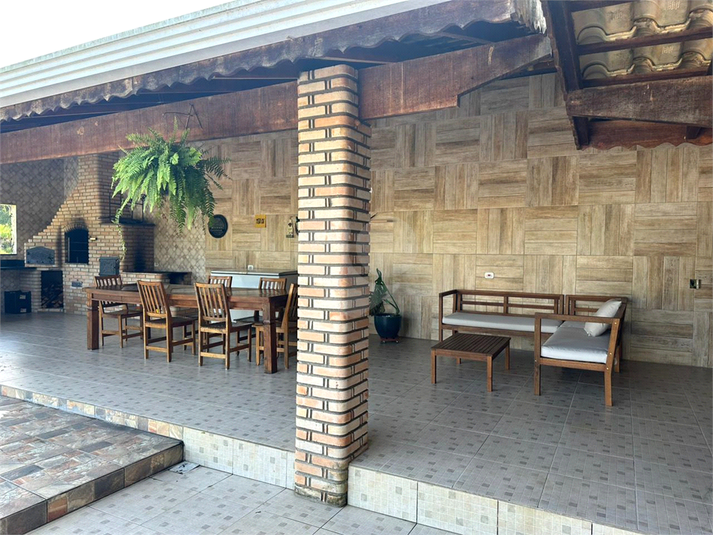 Foto REO1102370
