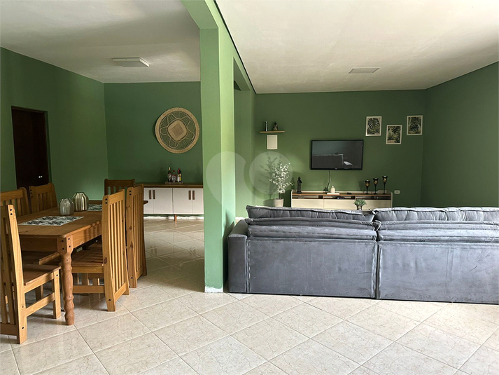 Foto REO1102370