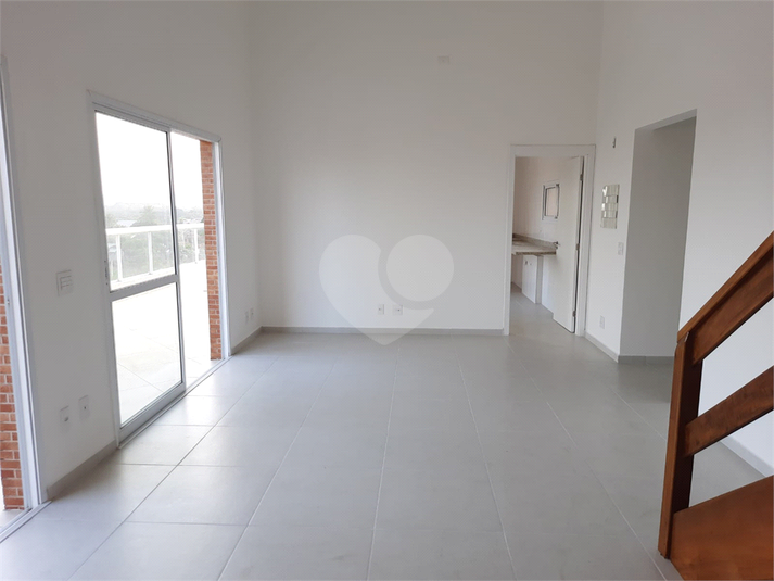 Foto REO1102375