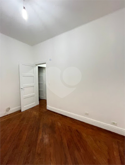 Foto REO1102379