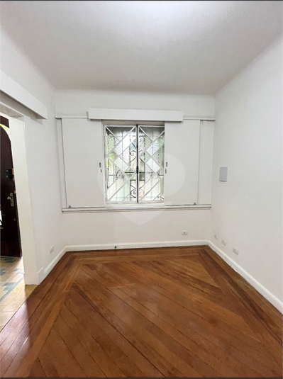 Foto REO1102379