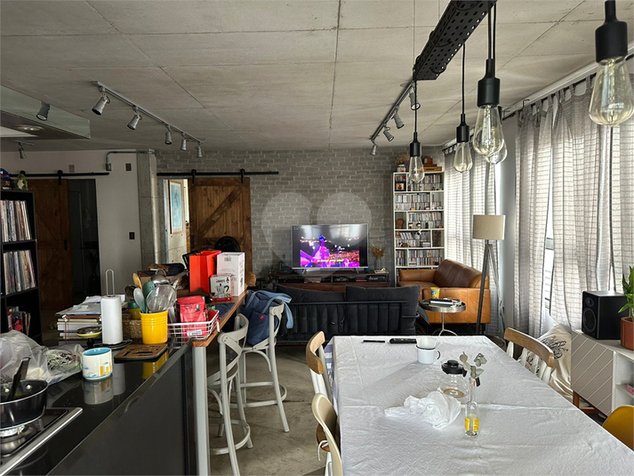Foto REO1102381