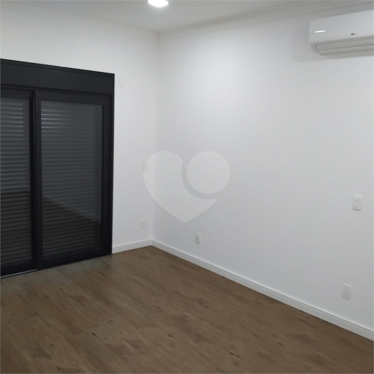 Foto REO1102386