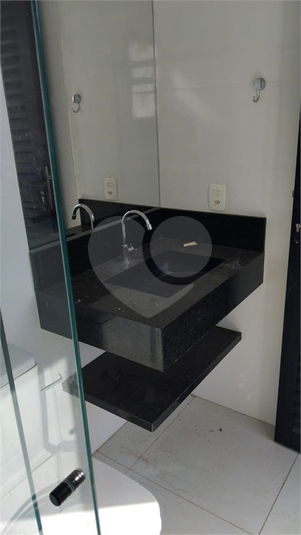 Foto REO1102386