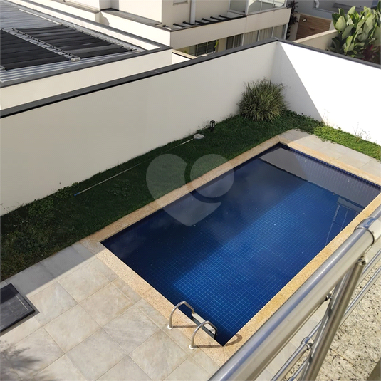 Foto REO1102386