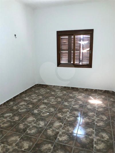 Foto REO1102390