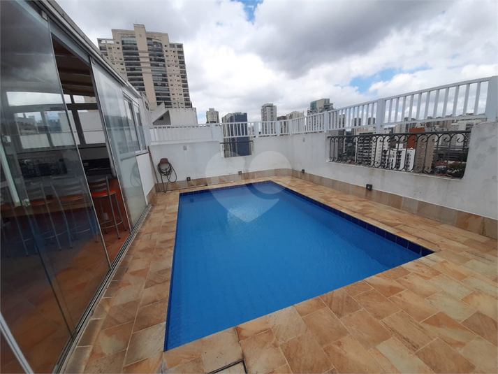 Foto REO1102399
