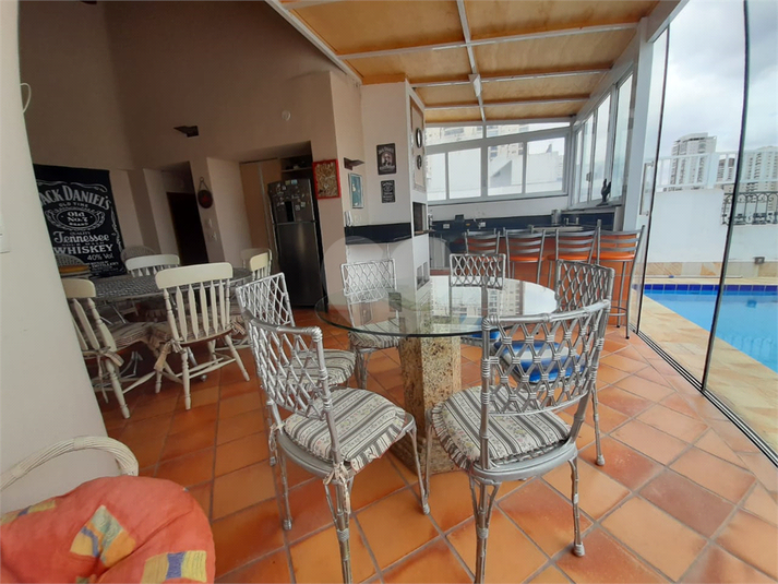 Foto REO1102399