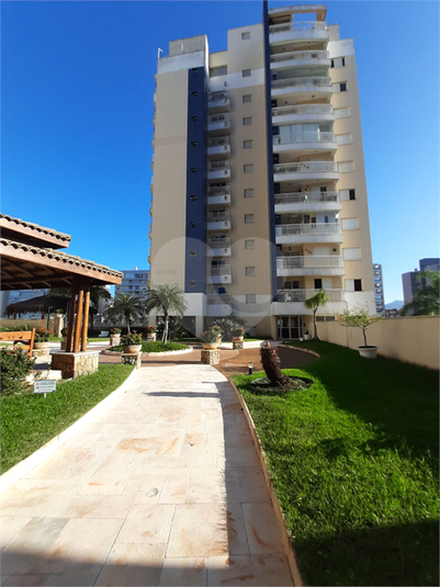 Foto REO1102404