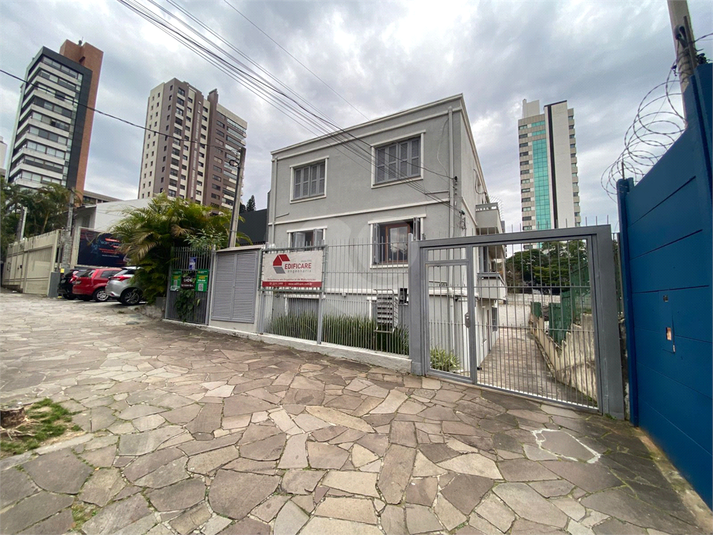 Foto REO1102423