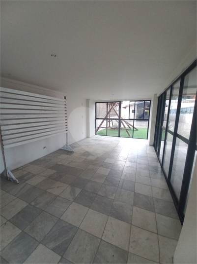 Foto REO1102428
