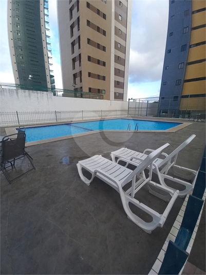Foto REO1102428