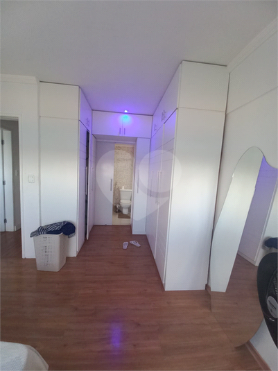 Foto REO1102428
