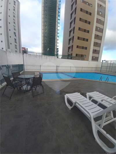 Foto REO1102428