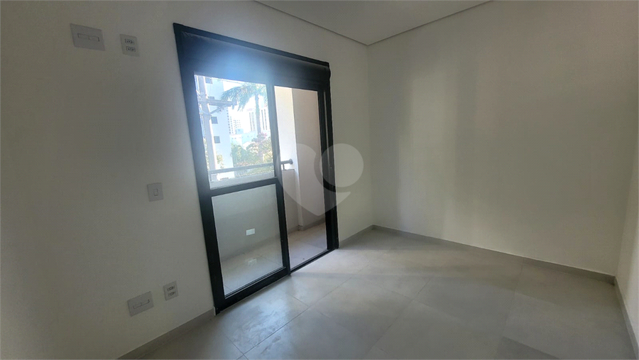 Foto REO1102435
