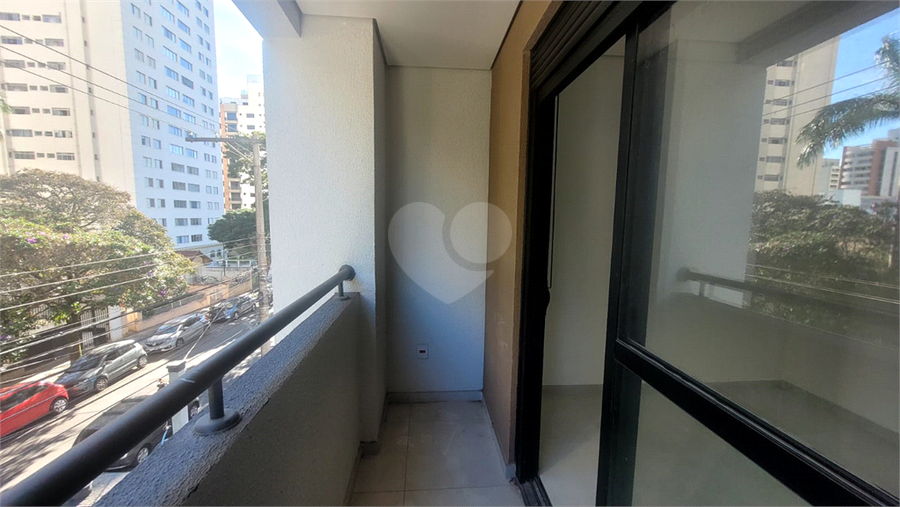 Foto REO1102435