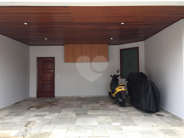 Foto REO1102439