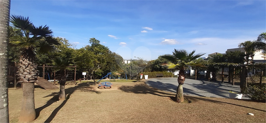 Foto REO1102441
