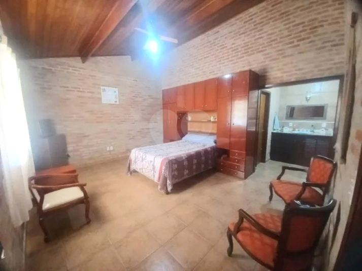 Foto REO1102444