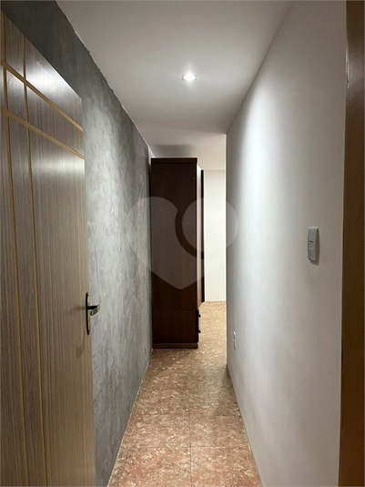 Foto REO1102455