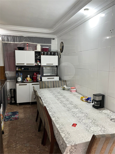 Foto REO1102455