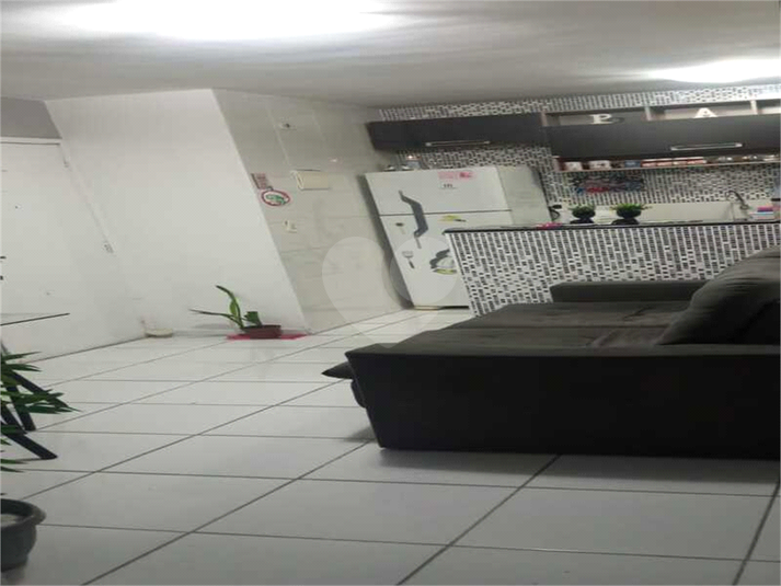 Foto REO1102456