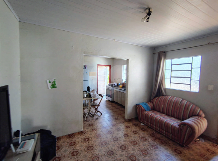 Foto REO1102461